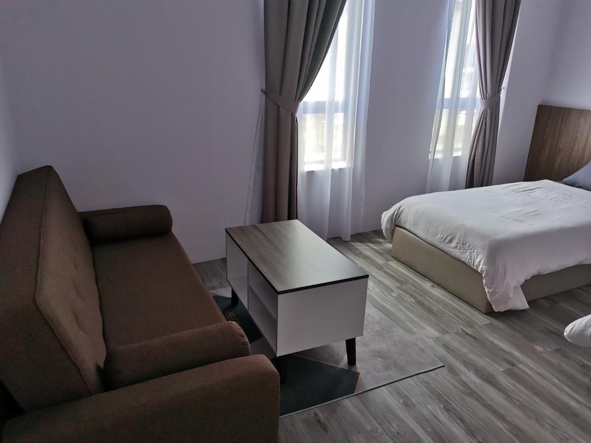 Mersingfirstfloor丰盛港二楼民宿 Екстер'єр фото